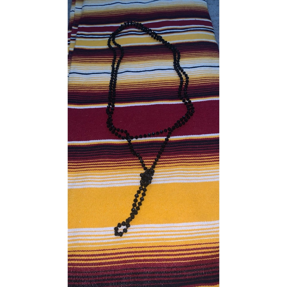 Women’s beaded necklace